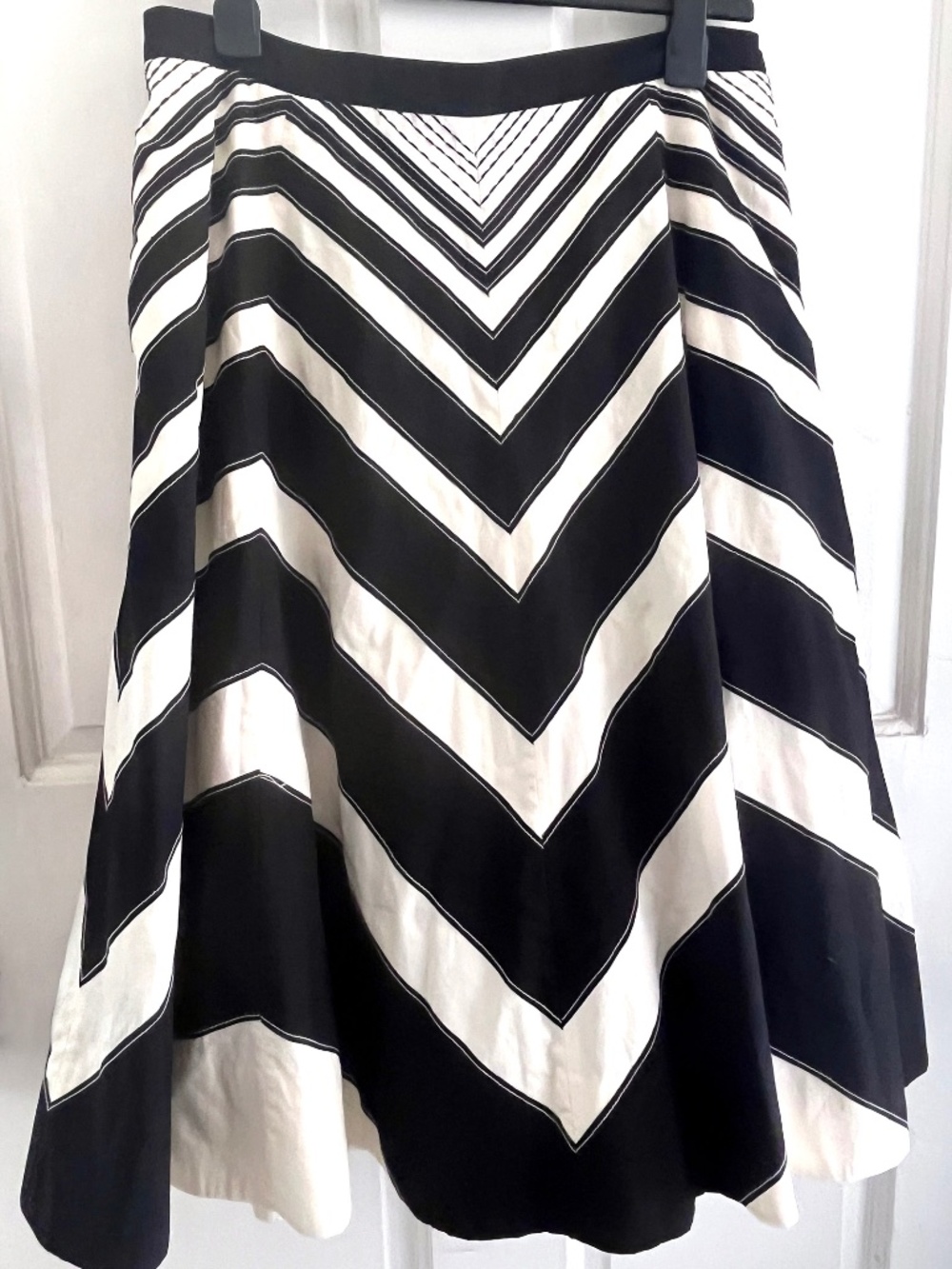 MEADOW RUE Waverly Chevron Midi Skirt Black Ivory Anthropologie POCKETS US Sz 12